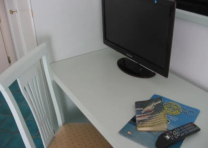 Отель Garden Виареджо