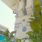 Garden Hotel