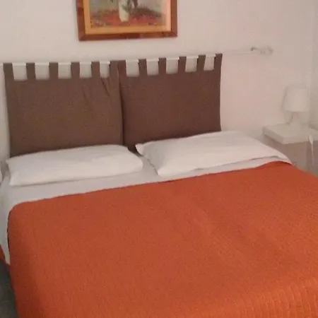 Garden 3* וירג'יו